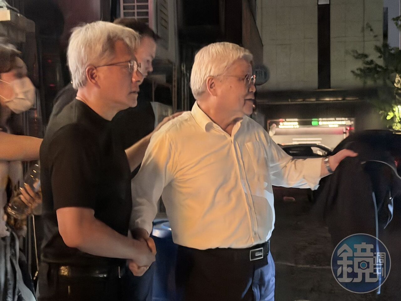 黃仁勳「兆元宴」唯一全程親送! 貴賓回頭喊有壓力