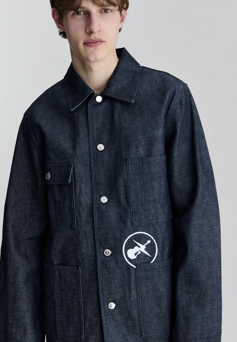 ▲▼  藤原浩又出手了！A.P.C. x FRGMT聯名開賣　原色丹寧托特包先鎖定   。（圖／品牌提供）