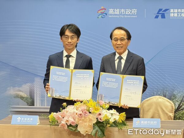 ▲▼高雄市副市長林欽榮與春福建設總經理李富正正式簽約。（圖／記者許宥孺攝）