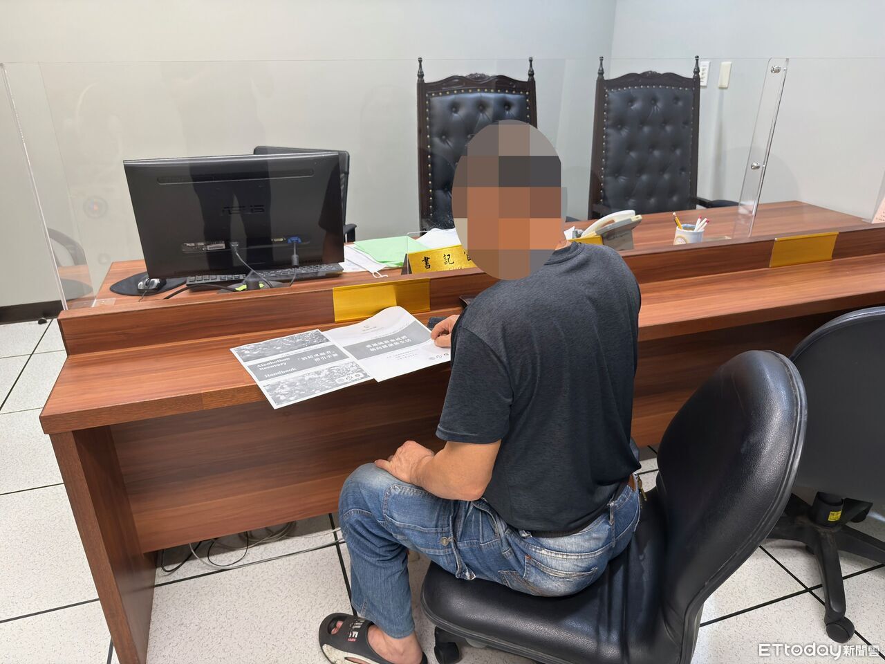 鐵工拒酒測欠16萬!唯一保單「等買棺材」...執行官暫准不解約