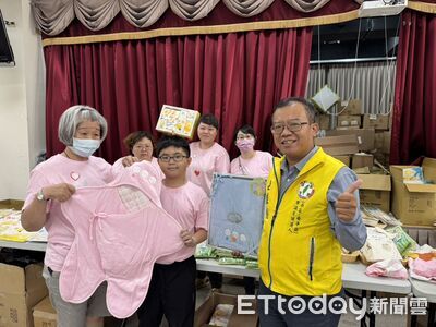 台南安平平安社區品牌商品義賣　呂維胤採購送弱勢家庭