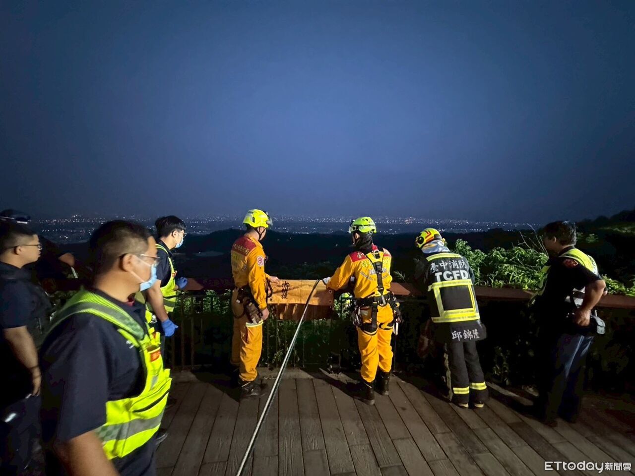 台中傷心女望高寮賞夜景!跌落25公尺 山崖下傳哭聲民眾急報警
