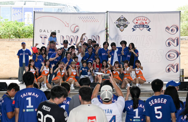 ▲UniGirls前進達拉斯台灣日。（圖／統一獅提供）