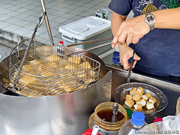 ▲▼七堵無名臭豆腐。（圖／部落客DARREN蘋果樹旅遊玩樂誌授權提供）