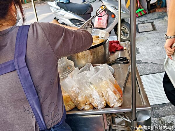 ▲▼七堵無名臭豆腐。（圖／部落客DARREN蘋果樹旅遊玩樂誌授權提供）
