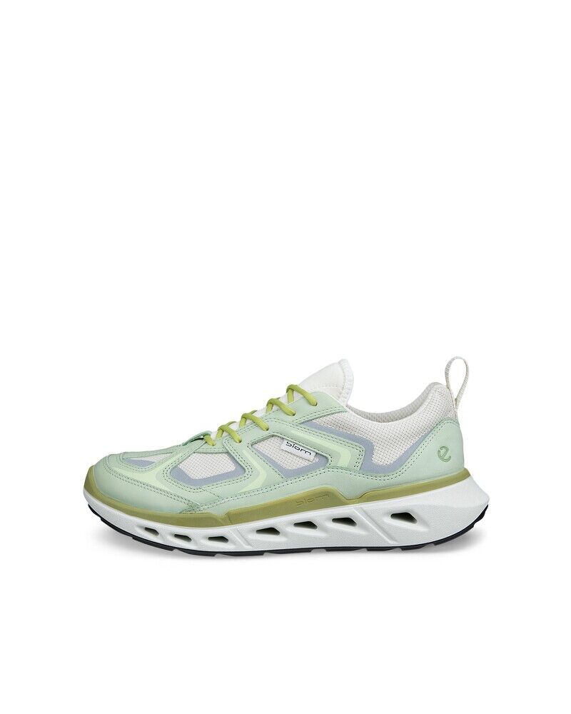 皮克敏玩家必收！2026六雙「舒適好走萬步鞋」推薦：New Balance、HOKA、Nike Air Max 95 到 ECCO 一次看