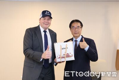 AIT高雄分處長張子霖辭別黃偉哲　台南老友期待再相會