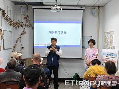 行動監理車深入偏鄉　四湖鄉27名長者完成高齡換照