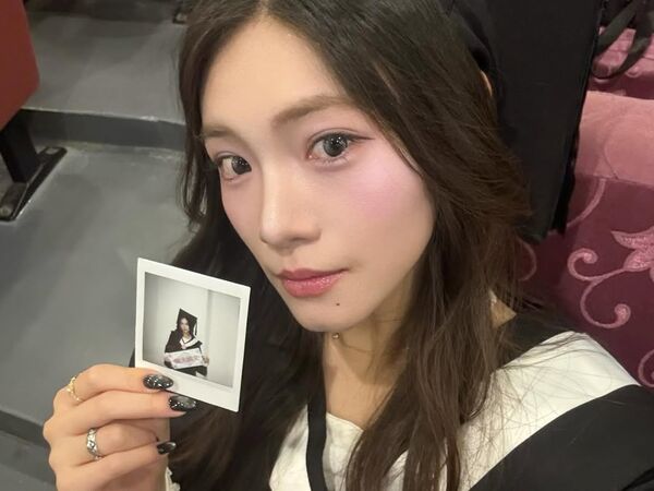 ▲▼李㼈女兒李紫嫣大學畢業。（圖／翻攝自Instagram／purpleyenn）