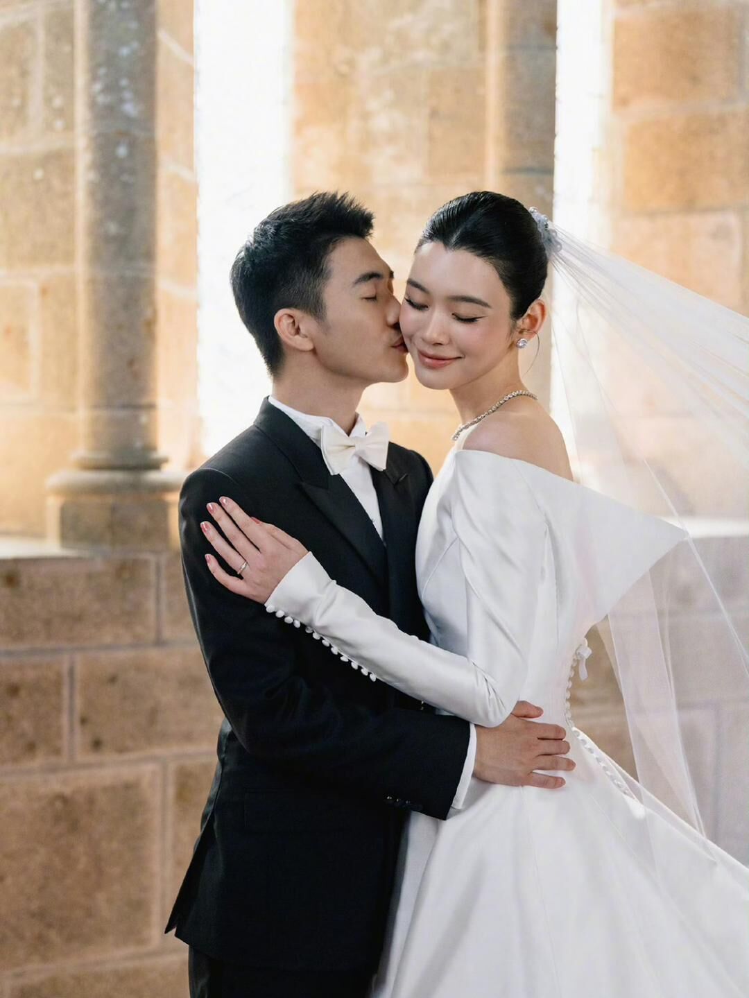 ▲▼ 奚夢瑤婚禮            。（圖／翻攝微博）