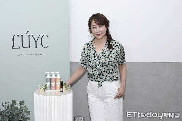 ▲▼路永佳 Clare、廖家儀、張齡予出席LUYC虂靜謐系列私密照護品牌發表 。（圖／記者劉耿豪攝）