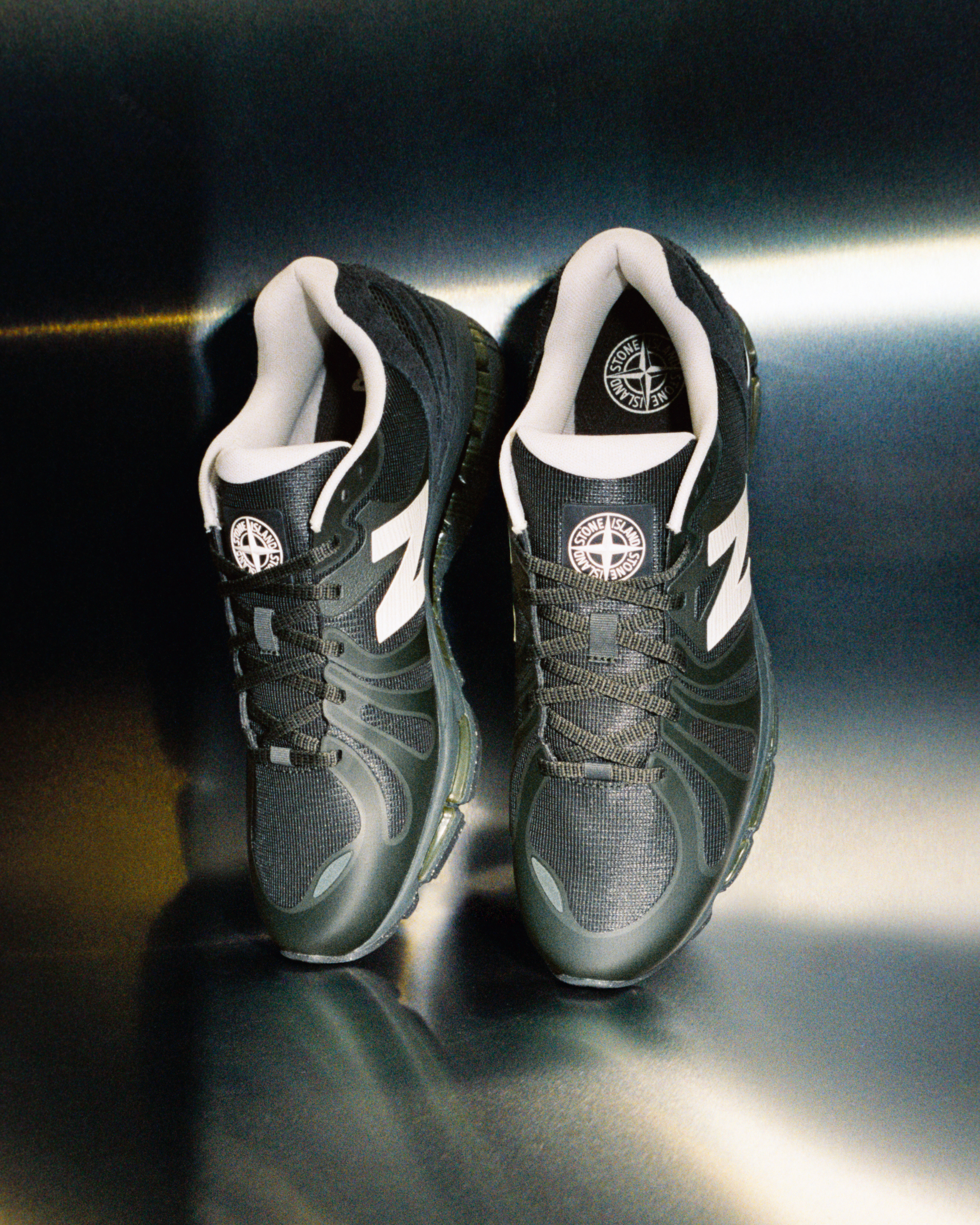 ▲▼ New Balance驚喜宣佈與 Stone Island的聯名之作 。（圖／品牌提供）