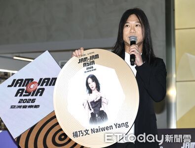 五月天瑪莎滿足私慾「加入告五人還不夠」　「特權」請到大咖歌后