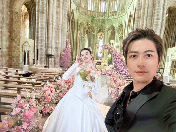 ▲▼陳學冬參加奚夢瑤婚禮。（圖／翻攝自微博／陳學冬）