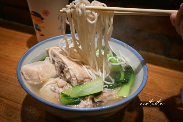 ▲▼竹林雞肉永和總店。（圖／水晶安蹄不務正業過生活授權提供）