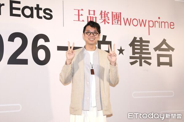 ▲▼王品集團上線 Uber Eats小禎代言記者會。命理師簡少年出席  。（圖／記者劉耿豪攝）