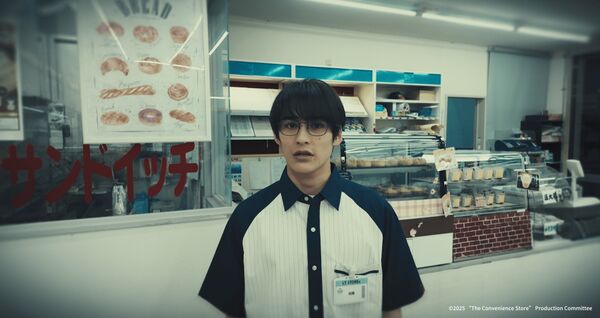 ▲▼《夜勤事件》大量使用第一人稱視角，讓原著遊戲玩家看得十分過癮、《夜勤事件》特映後，許多觀眾表示以後半夜不敢去便利商店。（圖／原創娛樂提供）