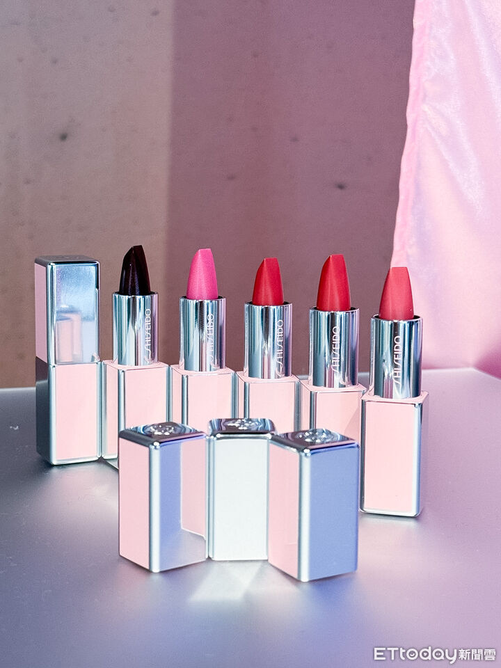 資生堂,YSL,唇膏,彩妝,試開箱,。（圖／記者李薇攝、品牌提供）