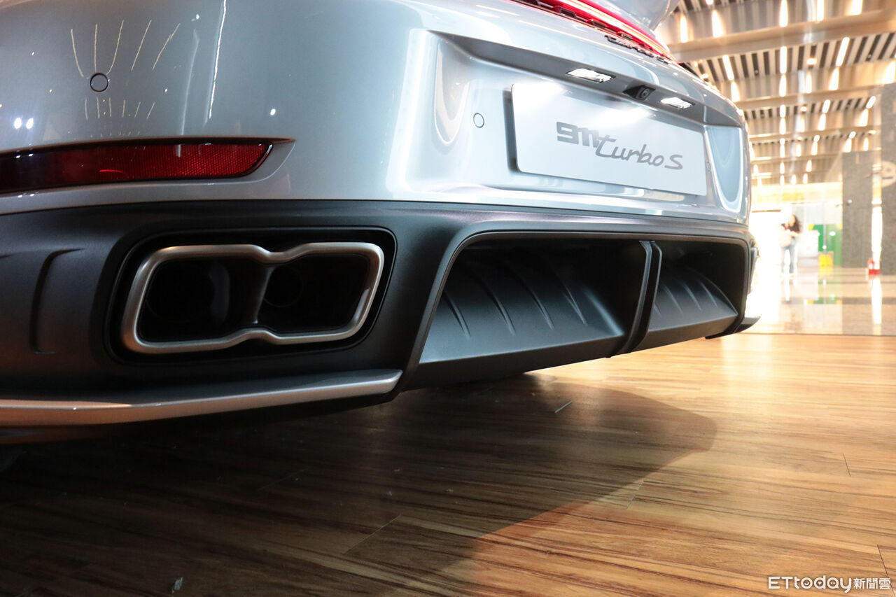 ▲1445萬起！保時捷「911跑車最強量產版」登台　敞篷版同步導入。（圖／記者張慶輝攝）