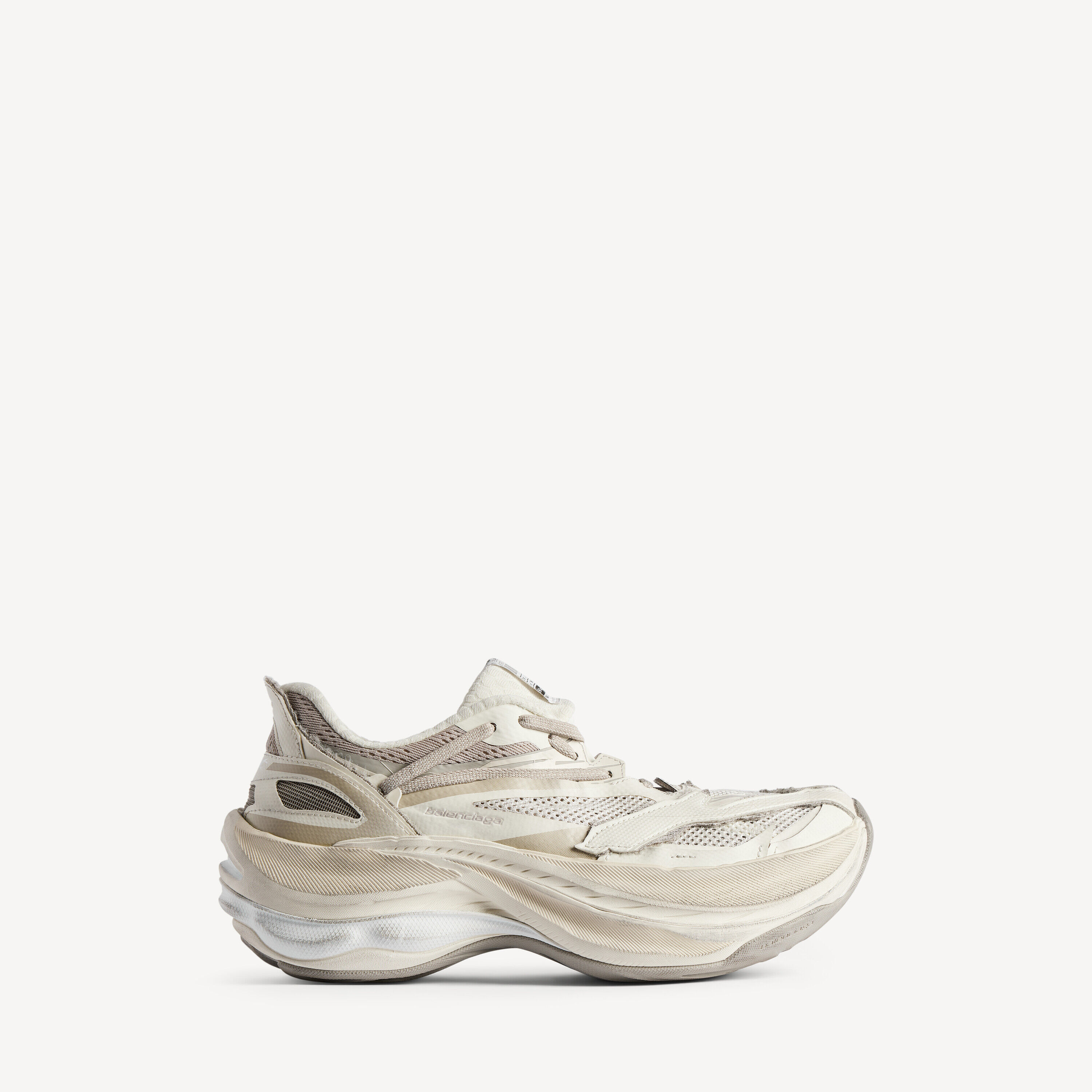 ▲▼     balenciaga   。（圖／品牌提供）