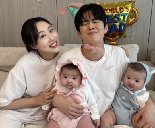 ▲▼EnjoyCouple Lala產後曾經歷經一次大出血危機，在救護車上昏厥多達10次。（圖／翻攝自lala IG）