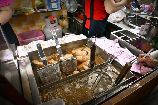 ▲▼郭家巷頭粿仔湯。（圖／部落客水晶安蹄不務正業過生活授權提供）