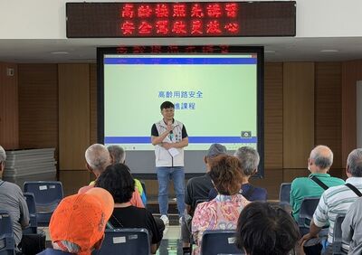 中壢監理站跨機關合作 觀音區辦理「高齡駕駛人一站式換照服務」