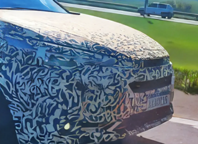「TOYOTA全新跨界車」首度現身測試、傳聞將成真！Corolla Cross平台打造