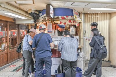 全日本最迷你章魚燒店!內裡濕軟如濃湯 隱身大阪新梅田食道街
