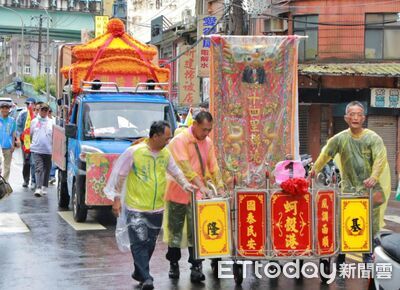 基隆蚵殼港14里迎媽祖遶境登場　邱佩琳率眾祈福護佑地方平安
