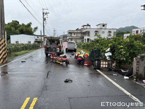 ▲▼宜蘭礁溪休旅車猛撞代步車，老婦人慘死。（圖／記者游芳男翻攝）