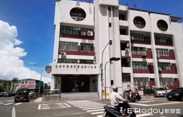 ▲台南市警一分局警備隊周姓警員休假期間涉嫌性騷擾女性，一分局主動調查後移送偵辦及裁罰。（記者林東良翻攝，下同）
