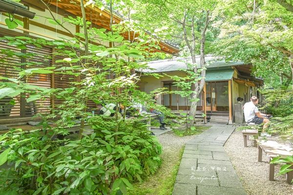 京都神社咖啡店氛圍清幽　必喝僅存名水「染井」特調冷萃