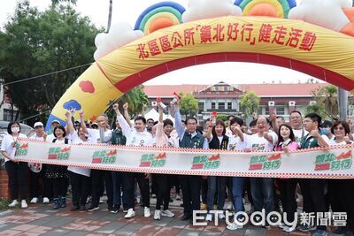 黃偉哲鳴笛領千人健走　鎮北好行串聯古蹟體驗北區文化魅力