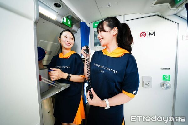 ▲▼華信航空攜手Taiwolf推出空服員活力裝，6月6日上線啟航。（圖／華信提供）