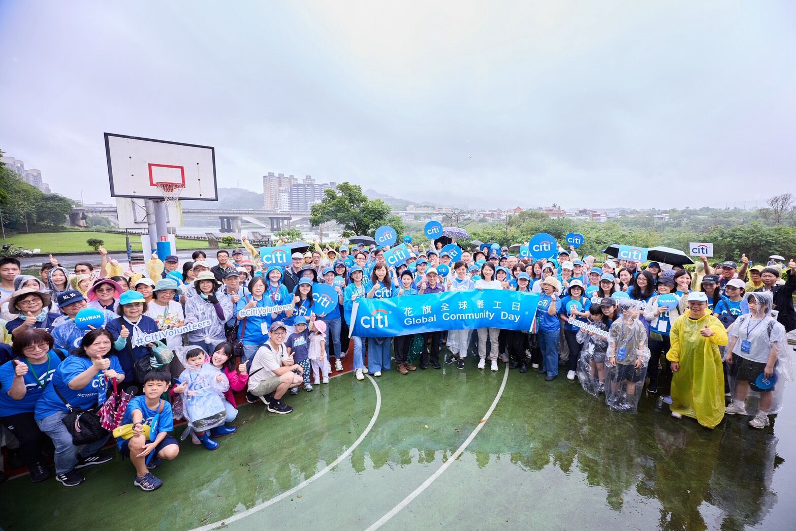 ▲《當河流甦醒時》記錄復育歷程。（圖／新北市水利局提供）
