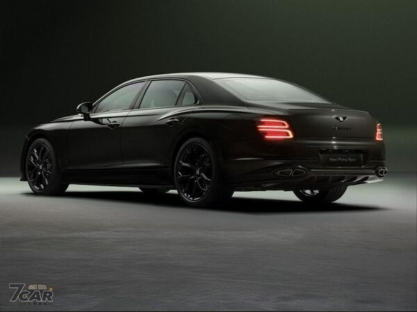 手工奢華與超跑血統再進化　全新第四代 Bentley Flying Spur S 正式登場