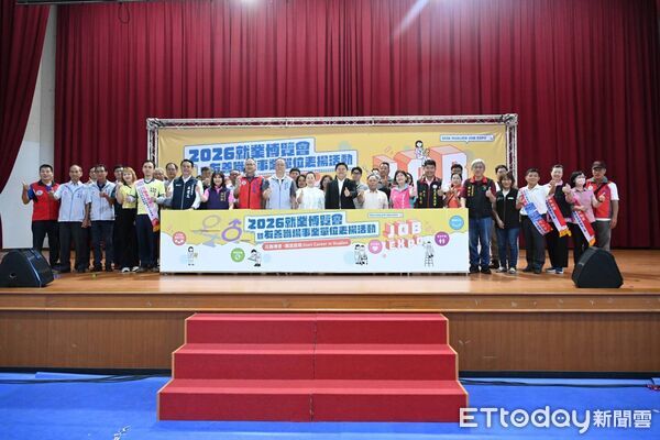 ▲▼花蓮縣就業博覽會暨友善職場事業單位表揚活動6日在中正體育館盛大登場。（圖／花蓮縣政府提供，下同）