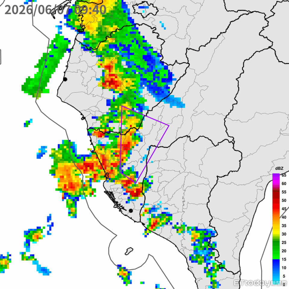 快訊/南高屏「大雷雨警戒」 持續1小時