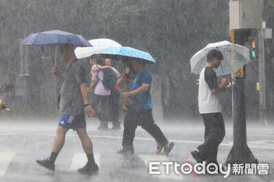 快訊／11縣市豪大雨特報　雨區往北擴大