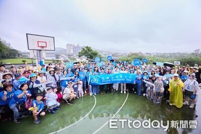 2026花旗全球義工日「手」護新店溪生態　為毛蟹打造安全回家路、移除外來種