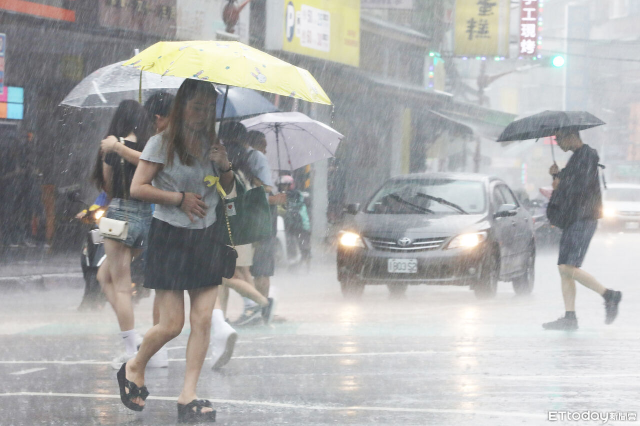 快訊/3縣市大雨特報 下到晚上