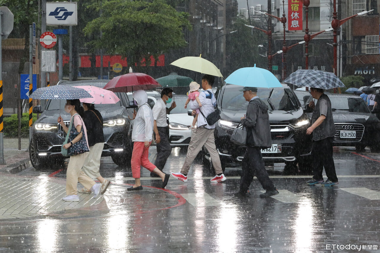 午後雷雨襲全台 高溫衝36度 | ETtoday生活新聞 | ETtoday新聞雲