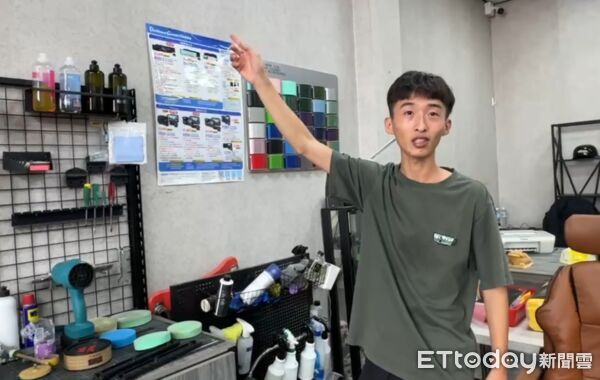 ▲虎尾一間洗車場凌晨遭兩名男子駕車撞破鐵捲門闖入，持球棒大肆砸毀設備。（圖／記者游瓊華翻攝）