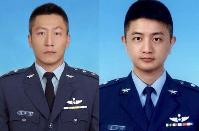 飛向最後航程！2殉職飛官6/17告別式　4機「缺席隊形」衝場致敬