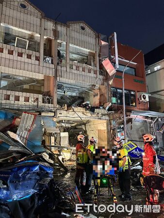 ▲▼新竹便當店今晨氣爆4人送醫　鄰居聽爆炸巨響。（圖／記者楊永盛翻攝）