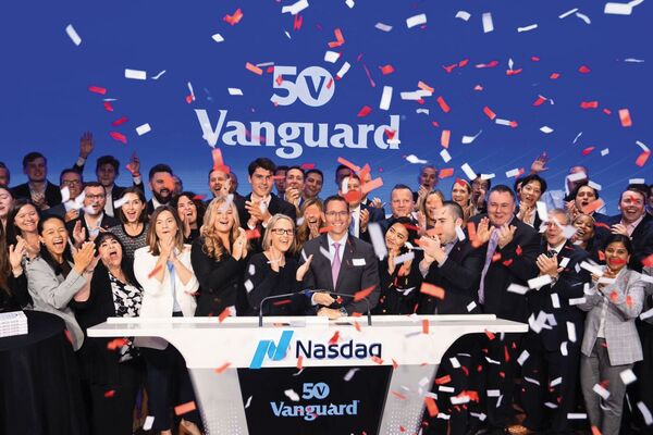 全球股票ETF（VT）擁抱9千多檔成分股，參與全球市場增長。（翻攝自Vanguard Linkedin）