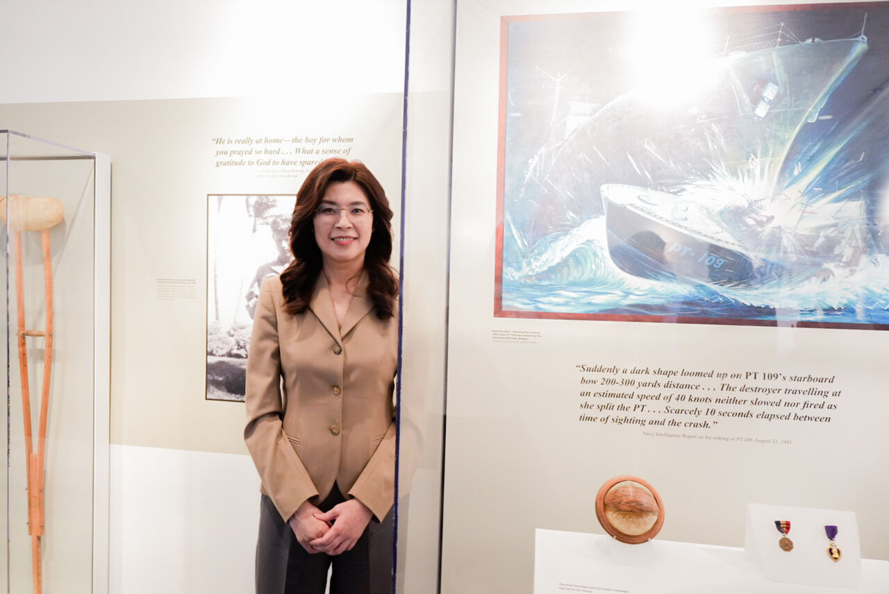 造訪紐約中華公所 鄭麗文:兩岸不應自相殘殺、為世界帶來穩定