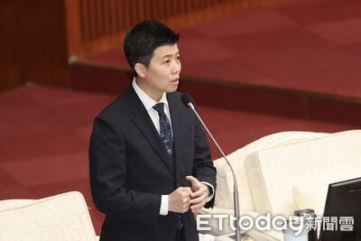 苗博雅質疑蔣萬安缺席食安會　北市府：批蔣掩護中央？