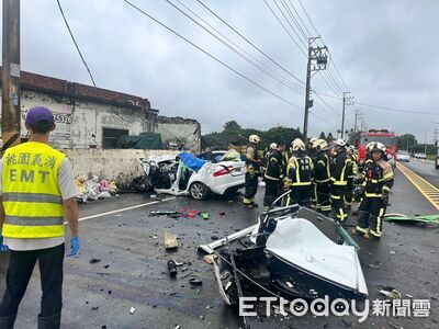快訊/再添3冤魂!5親友參加告別式「逆撞砂石車」 釀4死悲劇